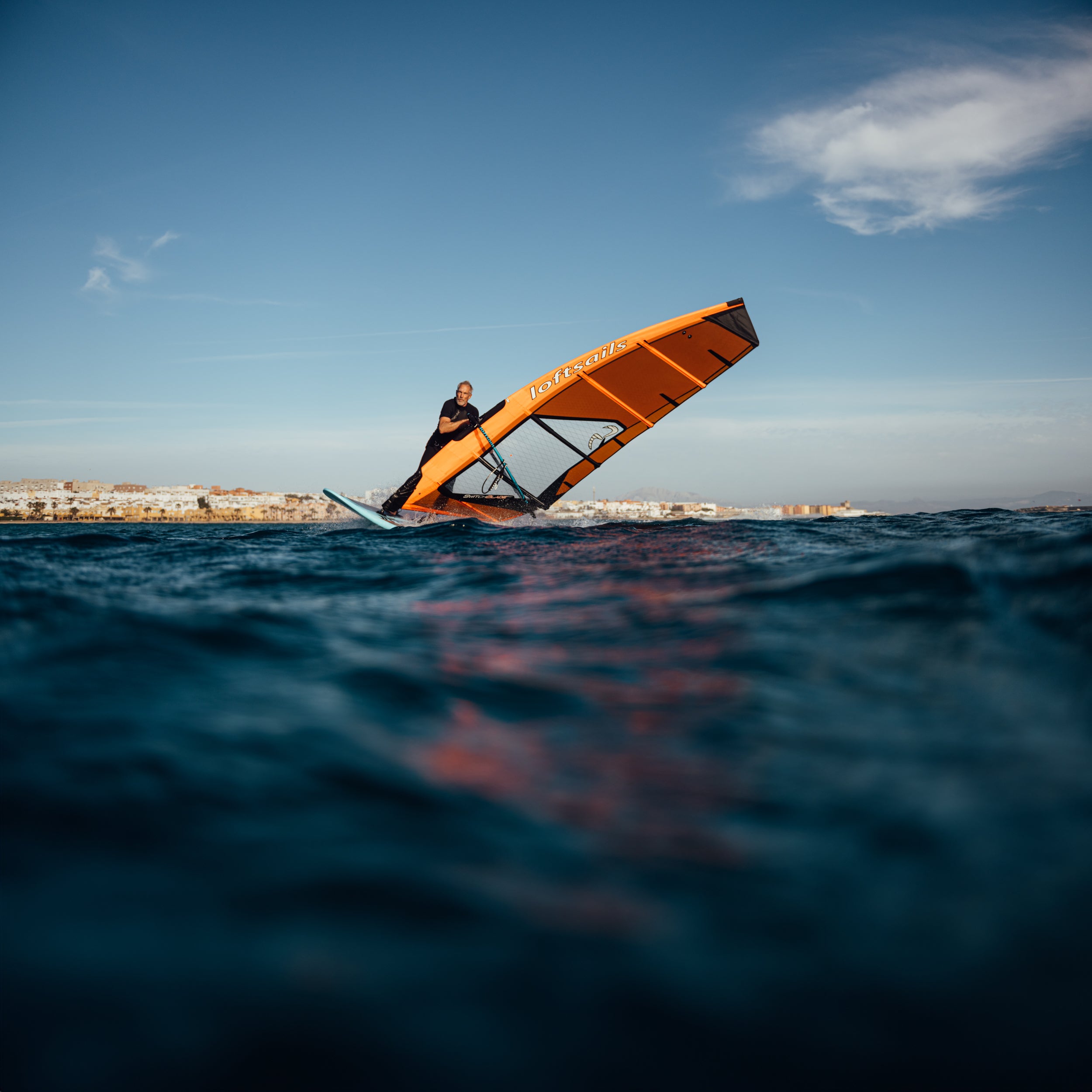 Switchblade 5.3 Orange HD 2025