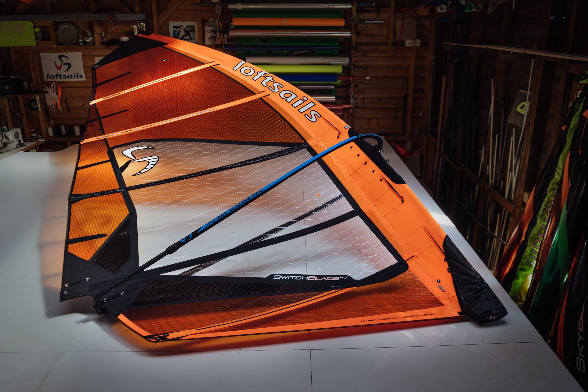 Switchblade 5.3 Orange HD 2025